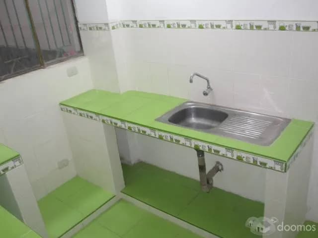 ALQUILO 1ER PISO CON MEDIDORES INDEPENDIENTE - 1