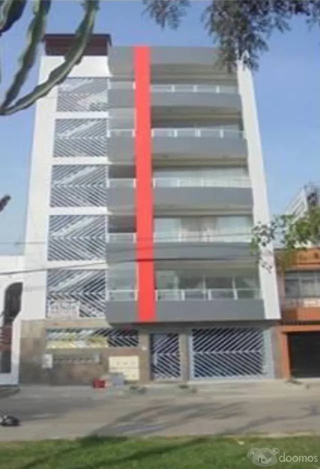 DUPLEX 240 M2 3 DORMITORIOS 2 BAÑOS URB. SOL DE ORO LOS OLIVOS $ 136.000 - 1