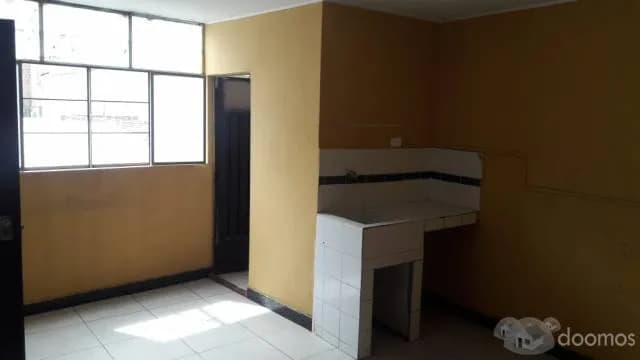 ALQUILO INMUEBLE APTO PARA EMPRESAS, INSTITUCIONES, INSTITUTOS - 2