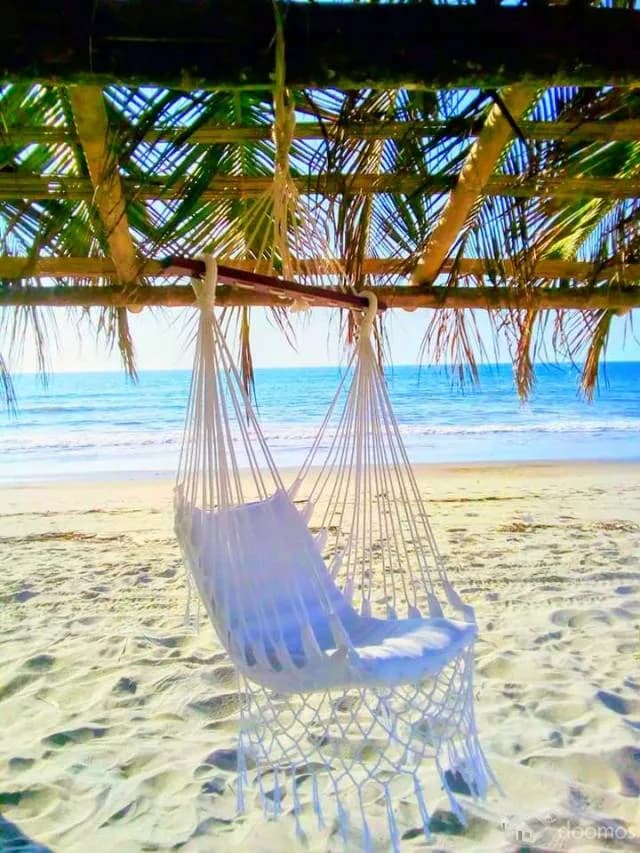 VENTA DE CASA HOTEL FRENTE AL MAR - PLAYA BONANZA ZORRITOS - 1