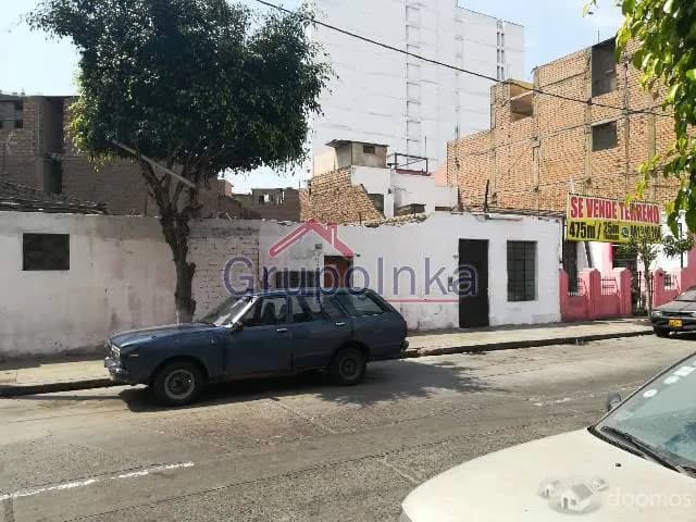 TERRENO EN EXCELENTE UBICACIÓN CON UN FRENTE DE 25 METROS. - 1