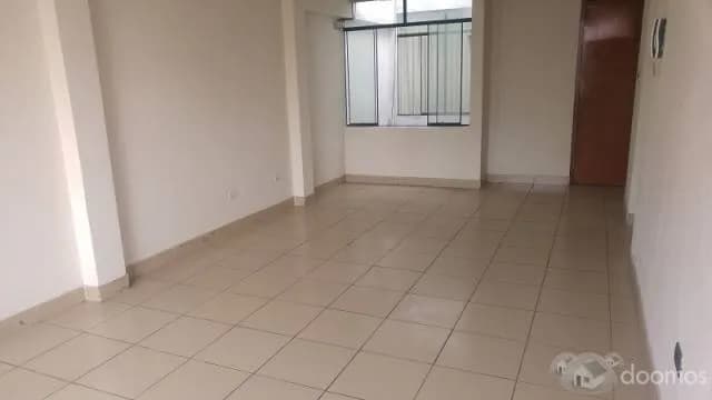 Alquiler de Oficina Los Olivos - Las Palmeras - Cerca a Municipalidad de Los Olivos - 2