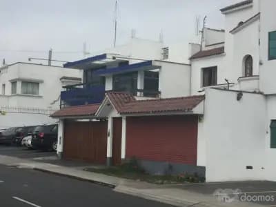 VENTA DE CASA COMO TERRENO CALLE CADIZ, SAN ISIDRO - 1
