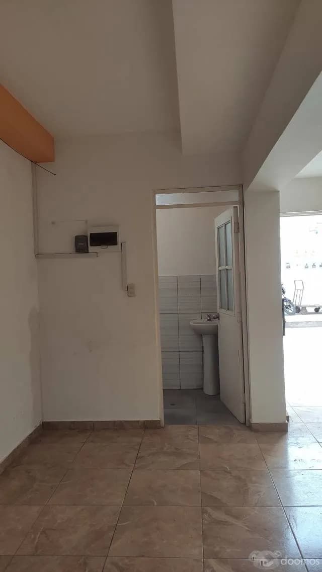 ALQUILER DE LOCAL - 1