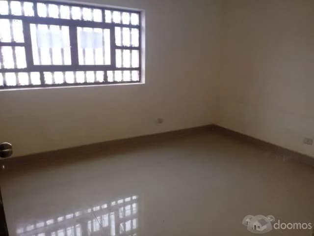 Remato Casa Departamento De Un Nivel Con Cochera Independiente. - 2