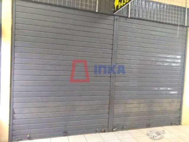 LOCAL COMERCIAL EN EXCELENTE UBICACIÓN, PRIMER PISO EN VILLA MARIA - 1