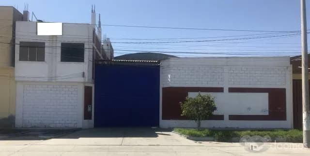 LOCAL COMERCIAL / INDUSTRIAL EN TACNA 800 M2 (DÓLARES) - 1