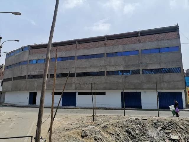 EXCELENTE LOCAL COMERCIAL ADMINISTRATIVO EN ALQUILER – SJL - 1