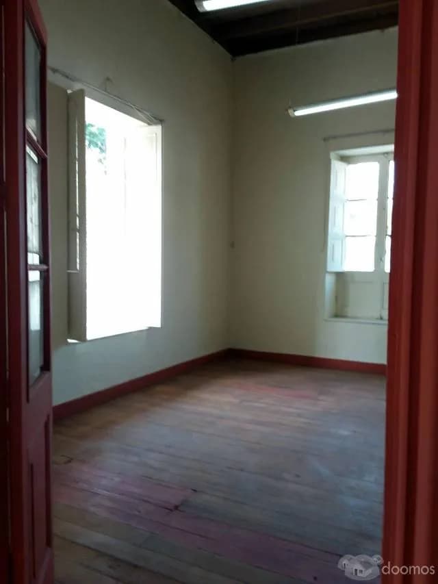 VENDO CASONA - ZONA CENTRAL DE CHOSICA C/ÁREA DE TERRENO LIBRE + TERRENO COLINDANTE - 1