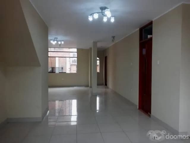 SE ALQUILA DEPARTAMENTO 82.00 M2 EN LA URB. LUCYANA DISTRITO CARABAYLLO - 1