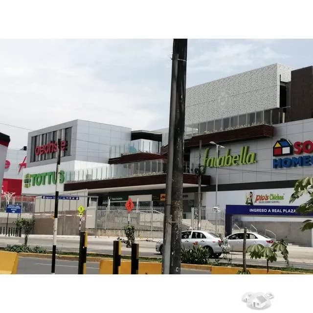 Casa en zona Comercial de Ate - 1