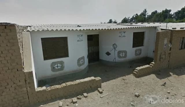 VENTA DE TERRENO 200 M2 CON CASA RÚSTICA - 1