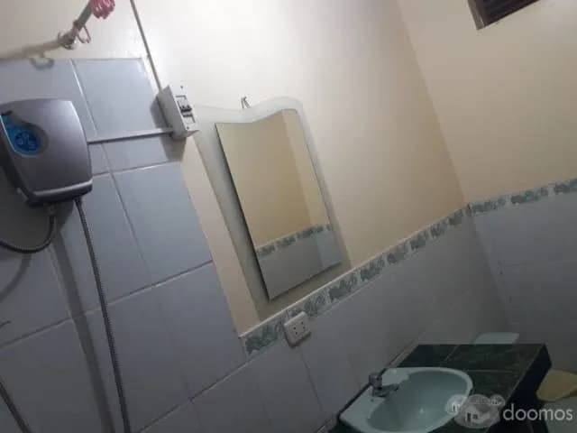 ¡Se alquila primer piso de casa para empresa! - 1