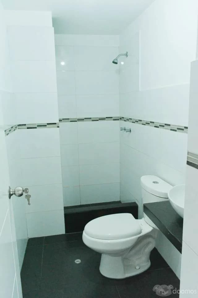 SE VENDE DEPARTAMENTO EN SAN JUAN DE MIREFLORES - 1