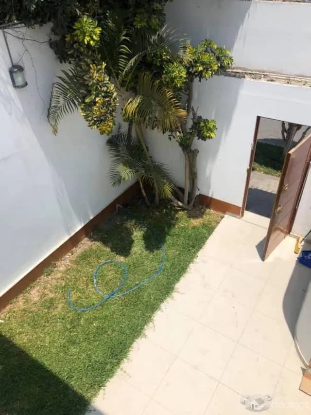 SE ALQUILA OFICINA LOCAL - 1