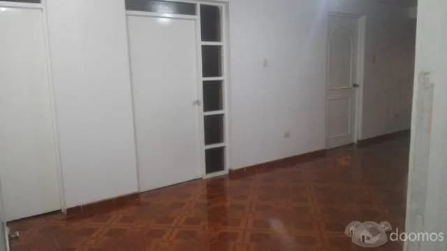 LINDO DEPARTAMENTO TOTALMENTE ACOGEDOR EN AVENIDA LOS ALISOS - 1