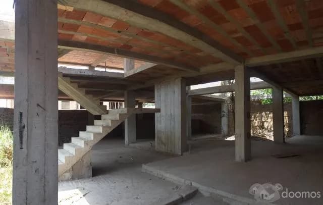 ????SE VENDE PROPIEDAD A 4 CUADRAS DEL REAL PLAZA (LA ENCALADA-EL GOLF)?? - 1