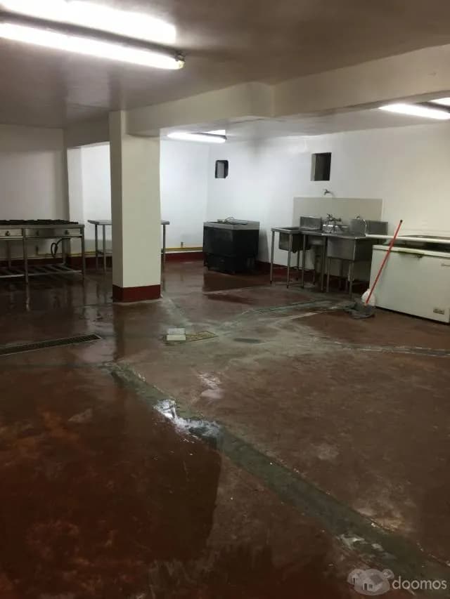 Local en Venta Para Centro de Producción de Alimentos o Similar - 1