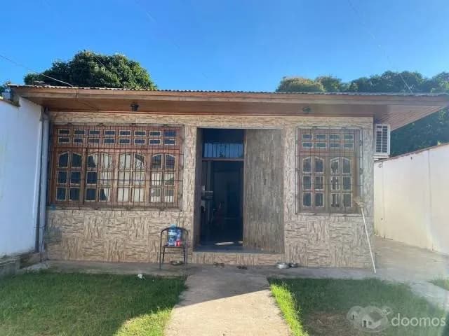 ALQUILER DE CASA EN YARINACOCHA - 1