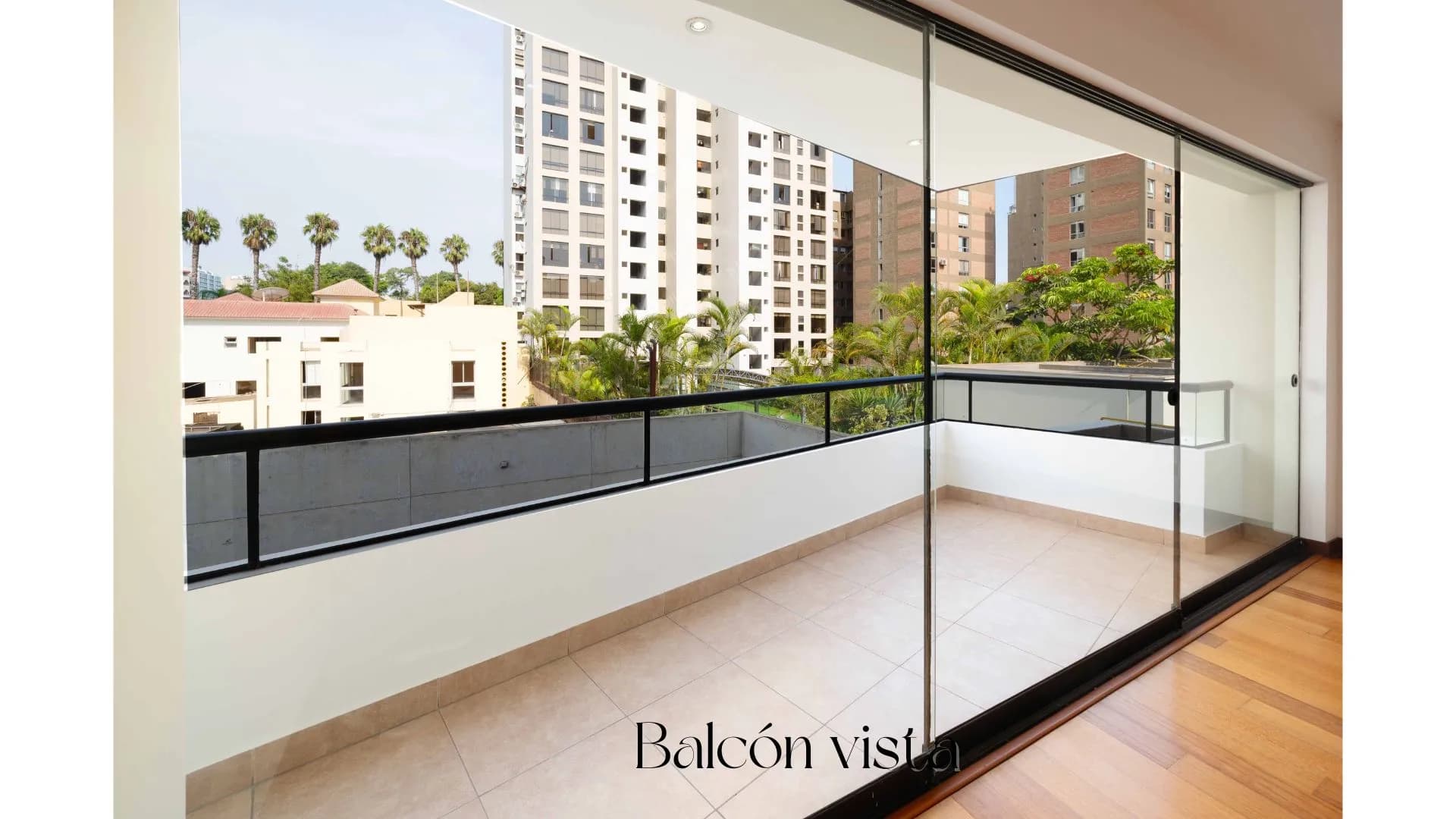 ⛳Lujo Departamento a una cuadra del Golf de San Isidro, piso 3 con balcón grande - 1