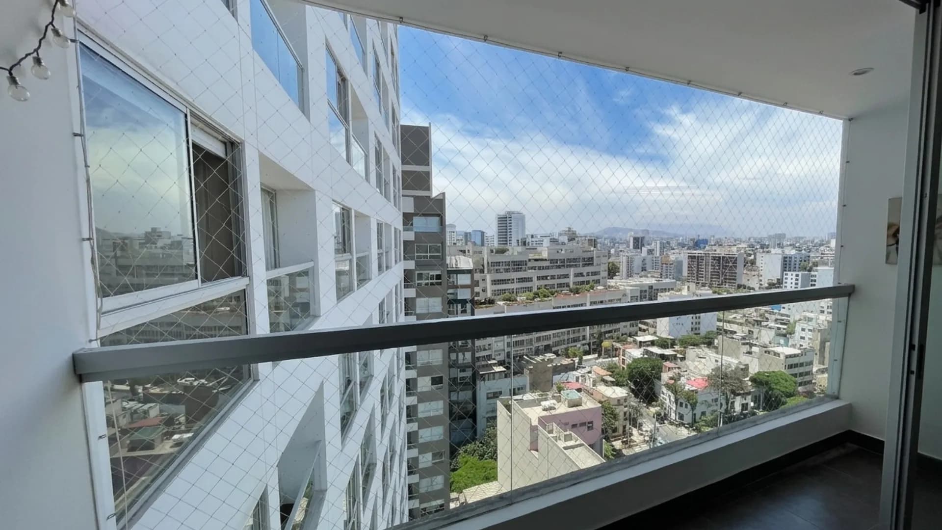 🏖️Barranco alquiler Depa de 1 dormitorio en piso 16 - balcón - Sin amoblar - $530/mes - No tiene estacionamiento - 1