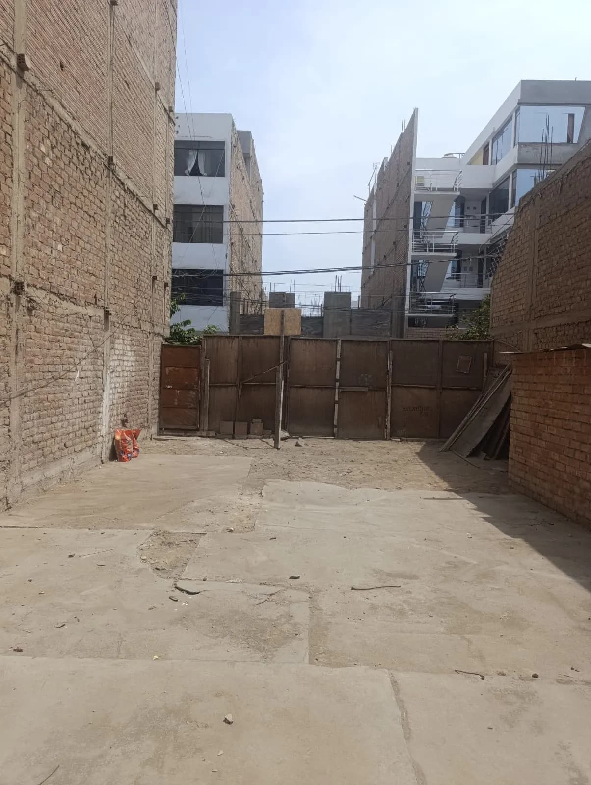 VENTA DE TERRENO PARA VIVIENDA DE 160 M2 - 2