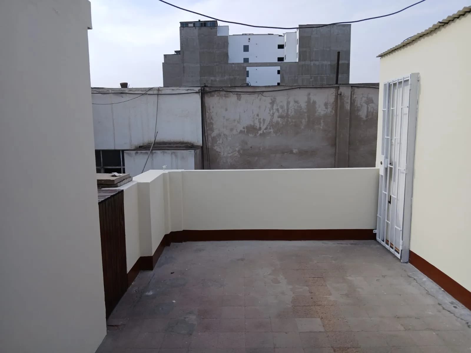 ALQUILER DE MINIDEPARTAMENTO AMOBLADO PARA PERSONA SOLA O PAREJA - 1