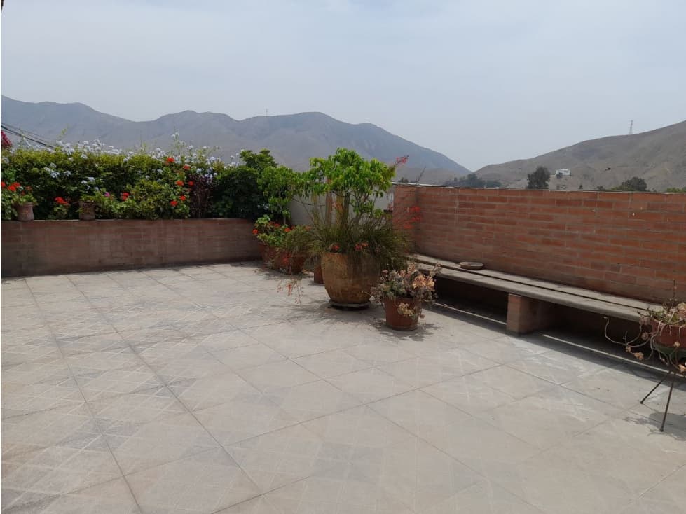 ALQUILER DE OFICINA EN LA MOLINA - 1