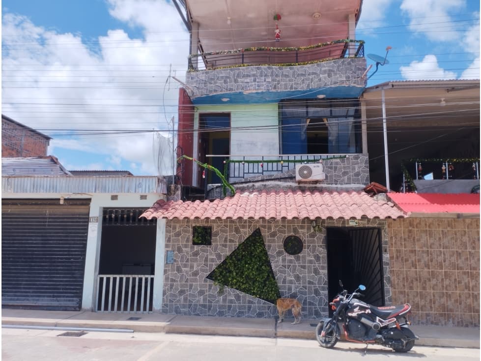 SE VENDE CASA EN YURIMAGUAS, LORETO - 1