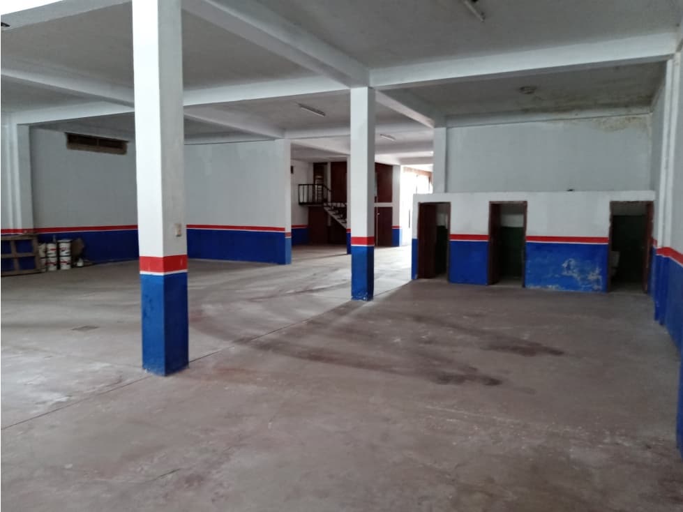 ALMACEN EN CENTRO URBANO DE PUCALLPA - 532.50 M2 - 2