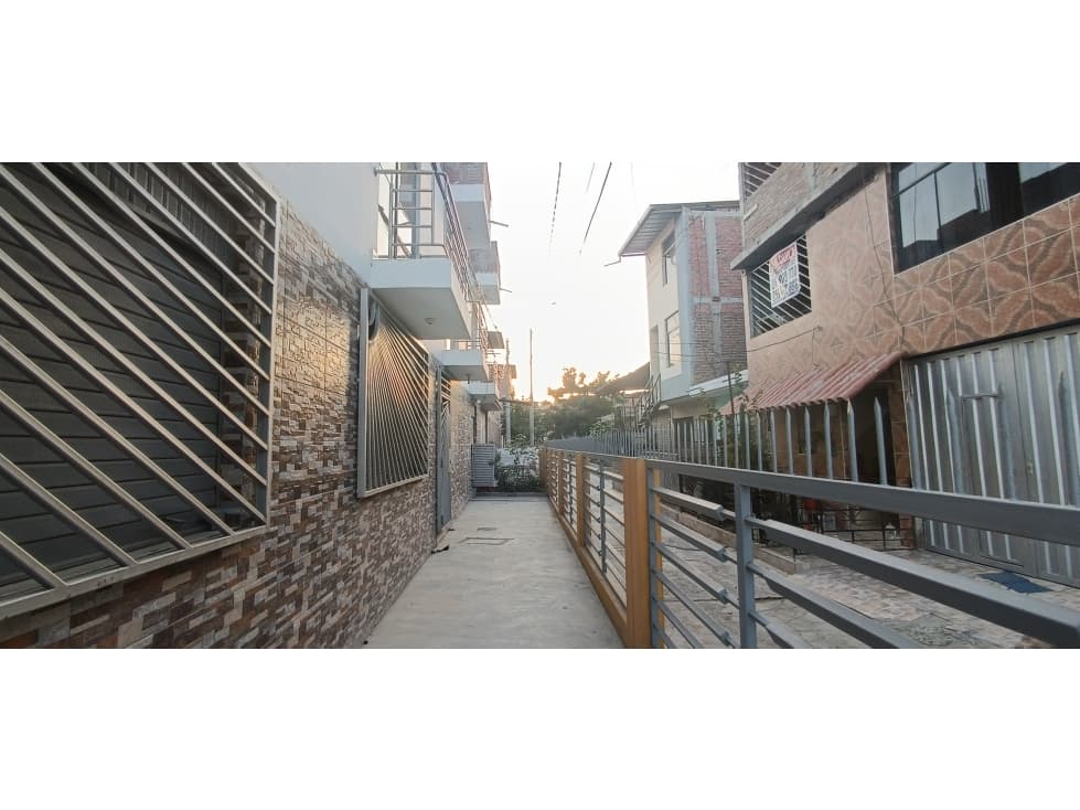 VENDO CASA 200 M2 PIURA PERU - 1