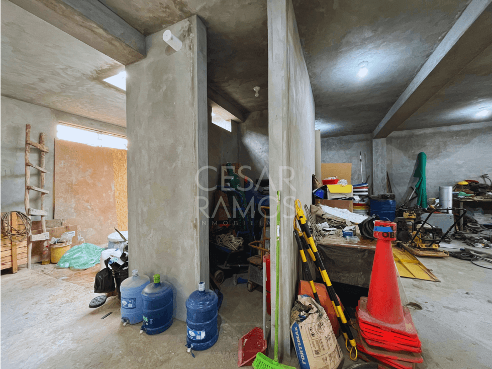 VENDO LOCAL IDEAL PARA ALMACÉN O TALLER EN ADUS PRIMERA ETAPA - 2