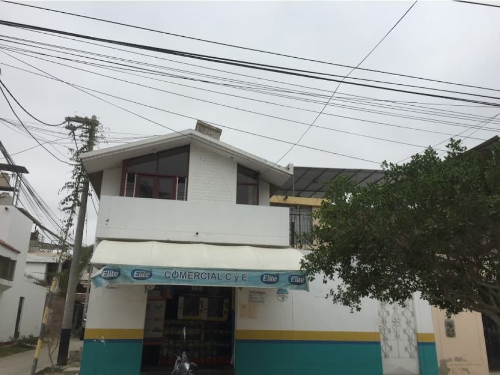 VENDO LOCAL Y OFICINA, SANTA ANA, PIURA - 2