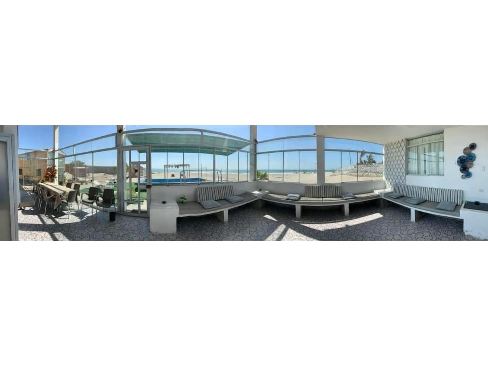 ALQUILO CASA FRENTE AL MAR DE COLAN - 1