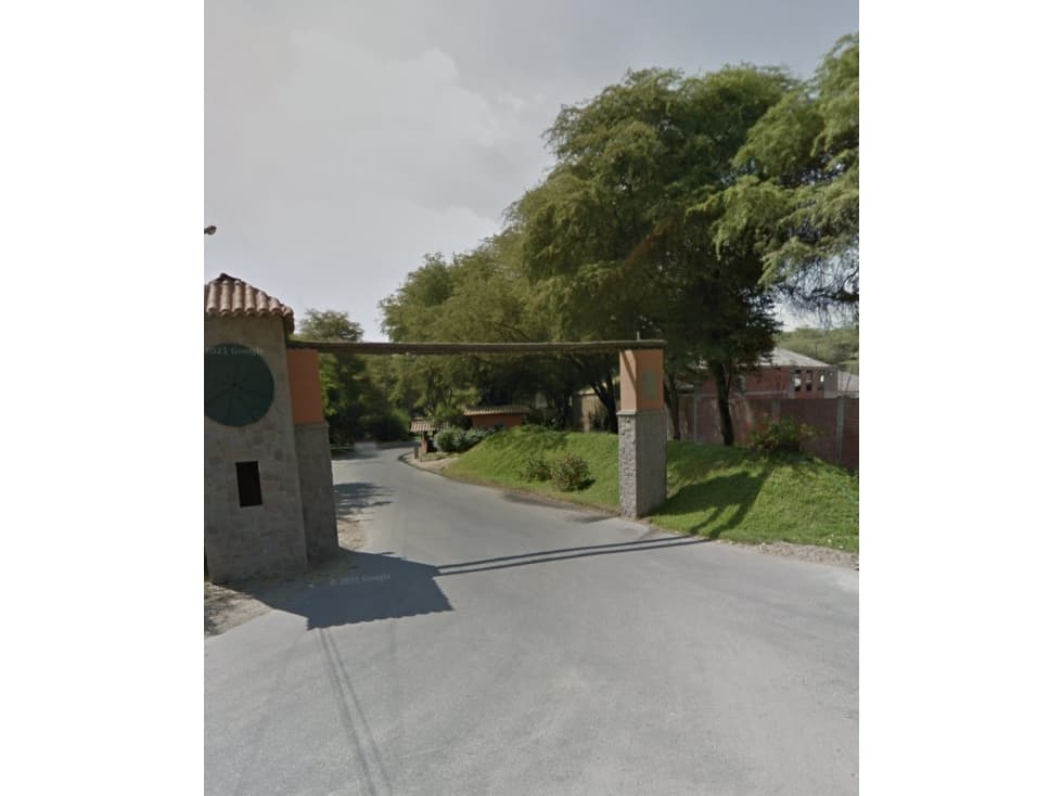 VENDO TERRENO EN LOMA BLANCA - 1