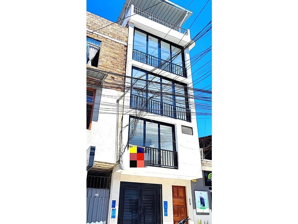 Edificio de 5 pisos en Venta - Tarapoto - Centro - 1