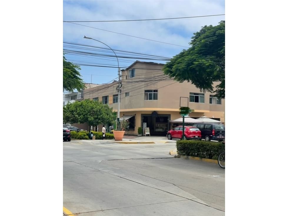 VENDO TERRENO DE 369 m2 EN LA MEJOR ZONA DE MAGDALENA - 1