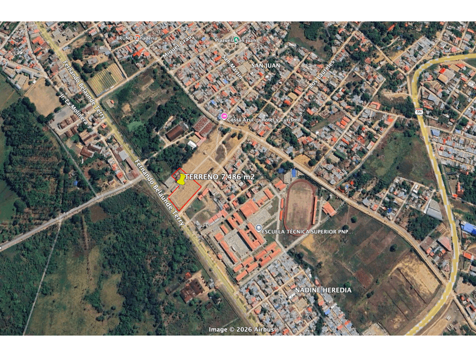 TERRENO COMERCIAL CON EXCELENTE UBICACION - 1