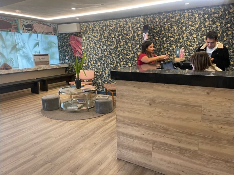 HOTEL EN FUNCIONAMIENTO EN SAN ISIDRO LIMA - 2