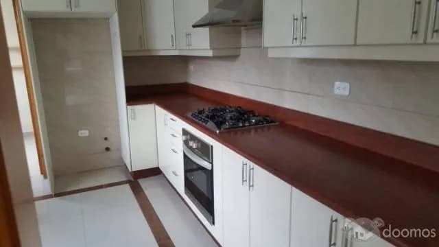 Alquilo departamento amplio y en muy buen estado con 3 dormitorios en San Luis - 1