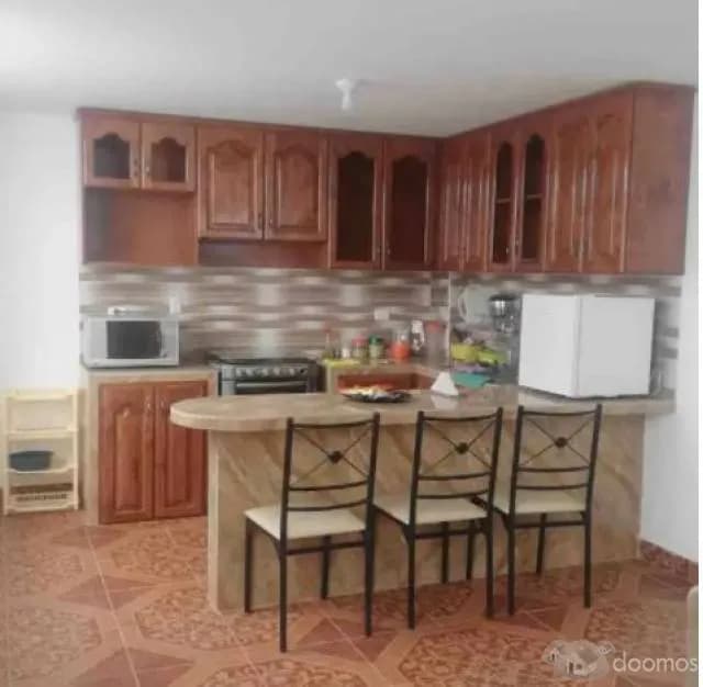 Alquilo departamento con muy buena iluminación a espaldas del metro Angamos - 1