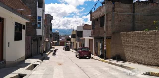 TERRENO CON CASA EN VENTA – TERMINAL WARI - AYACUCHO - 2