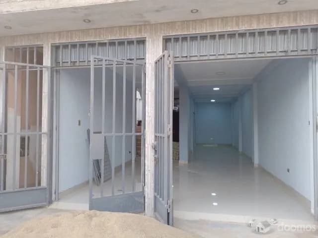 Alquiler de primer piso que tiene local comercial y mini departamento - 1