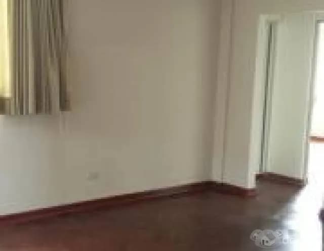 Ocasión! Dpto. $72,000 Remodelado 4to. Piso, en Pleno Centro de La Victoria - 1