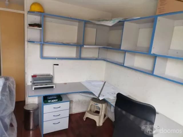 alquiler de oficina compartida en buena zona - 1