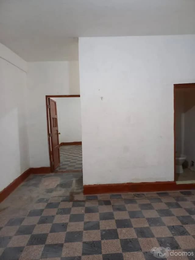 Minidepartamento en alquiler primer piso Breña - 1