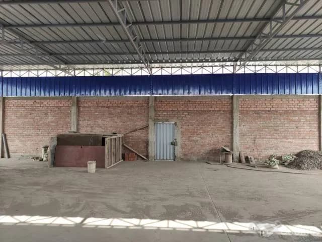 SE ALQUILA LOCAL COMERCIAL 800 m2 EN ATE VITARTE ( A 3 MINUTOS DE MERCADO PRODUCTORES) - 1