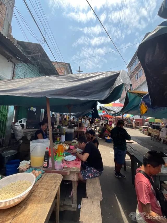 local comercial de 3 pisos en venta/ en belèn/16 de julio/ zona comercial/ $200 mil - 2