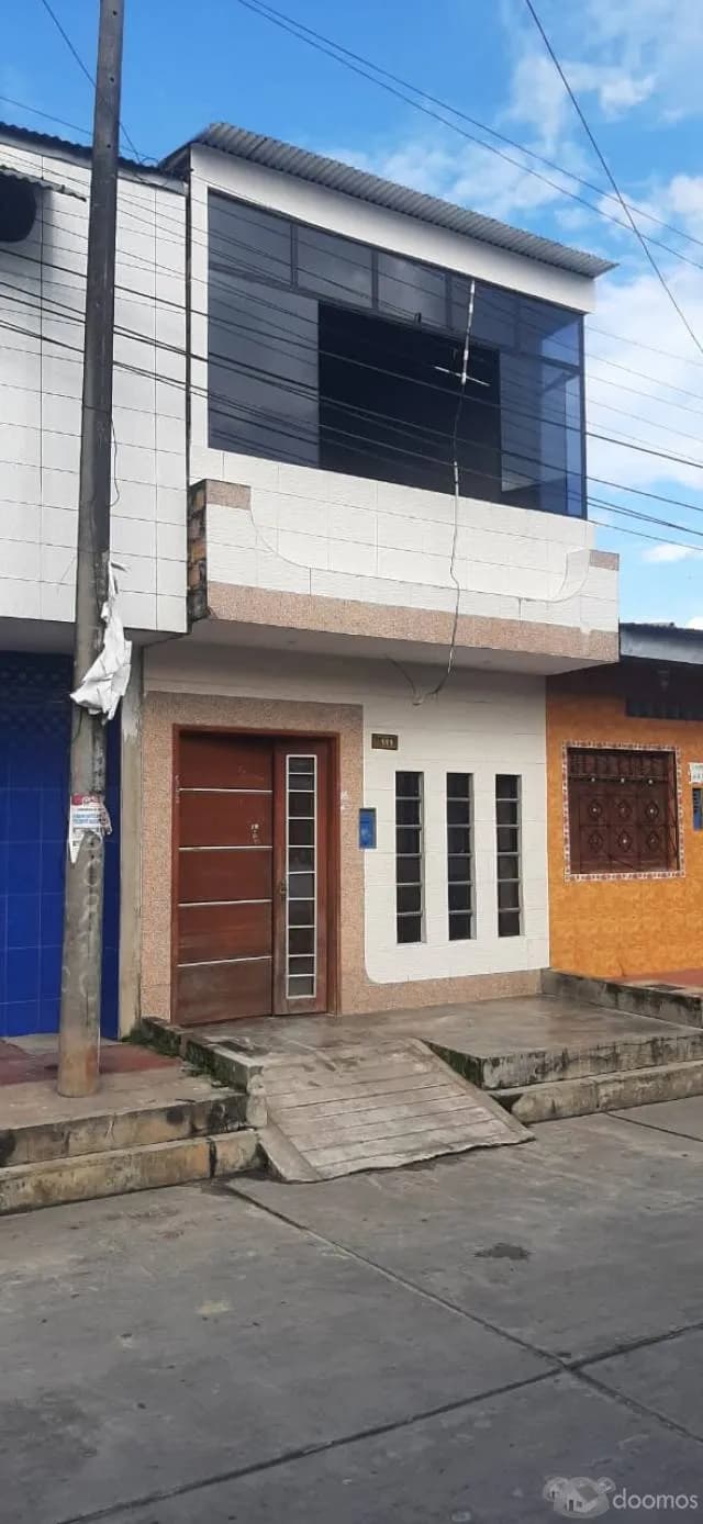 Venta de casa 2 Pisos - Iquitos - 1