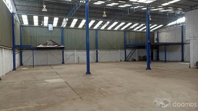 ALQUILER LOCAL COMERCIAL DE 675M2 - 2